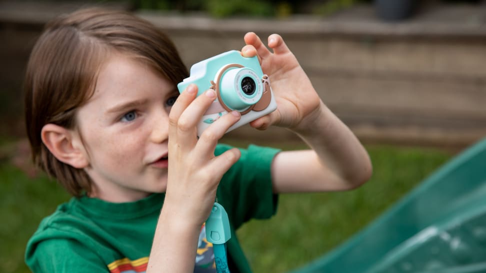 Cel mai bun aparat foto pentru copii – Ghid de alegere si Recomandari
